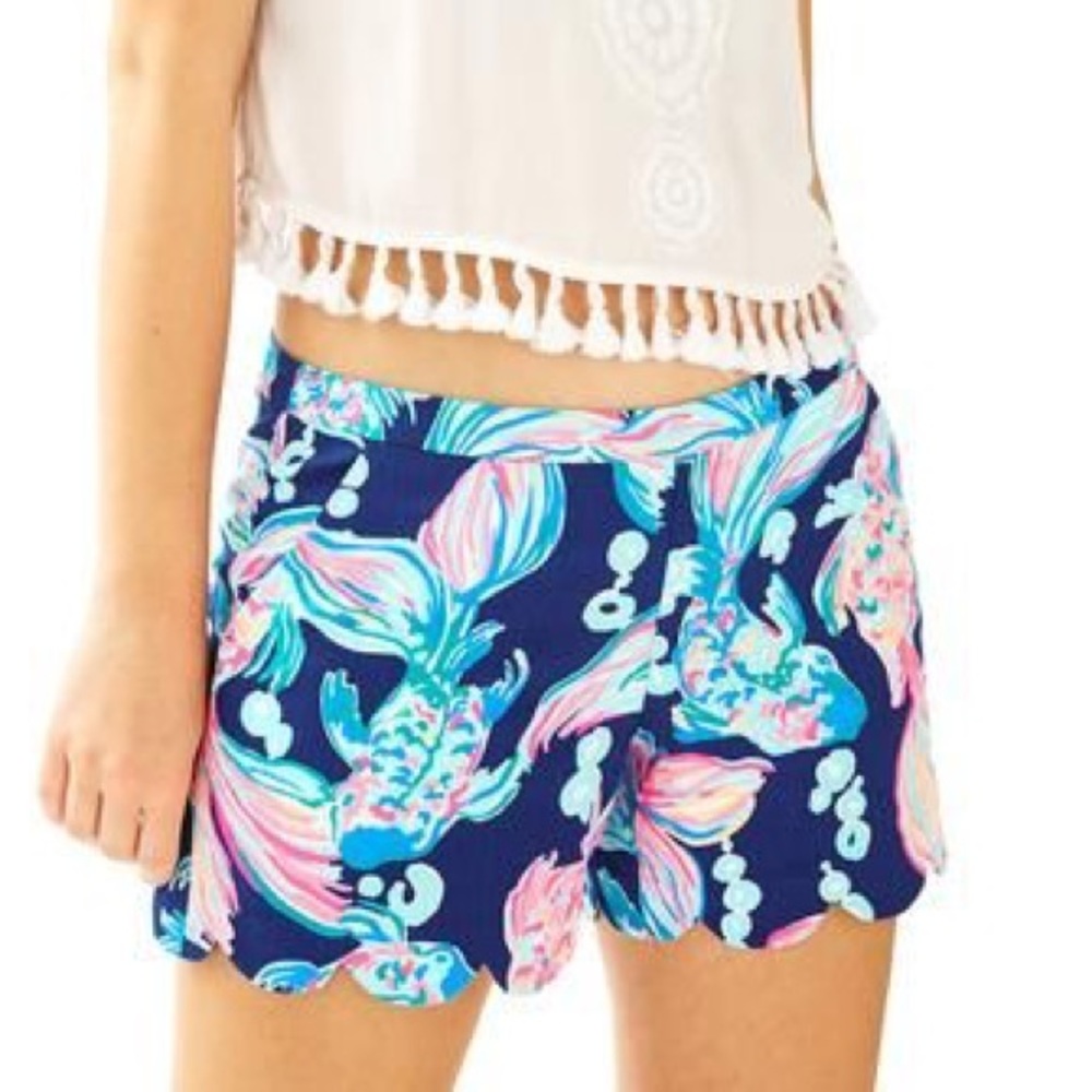 EUC Lilly Pulitzer size 6 scalloped shorts